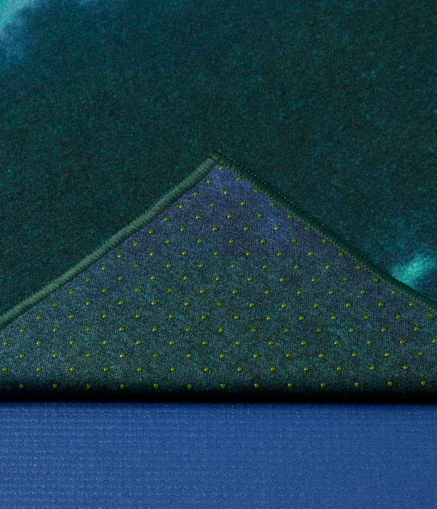 Manduka Yogitoes® Hot Yoga Asciugamano per tappetino - Enriched