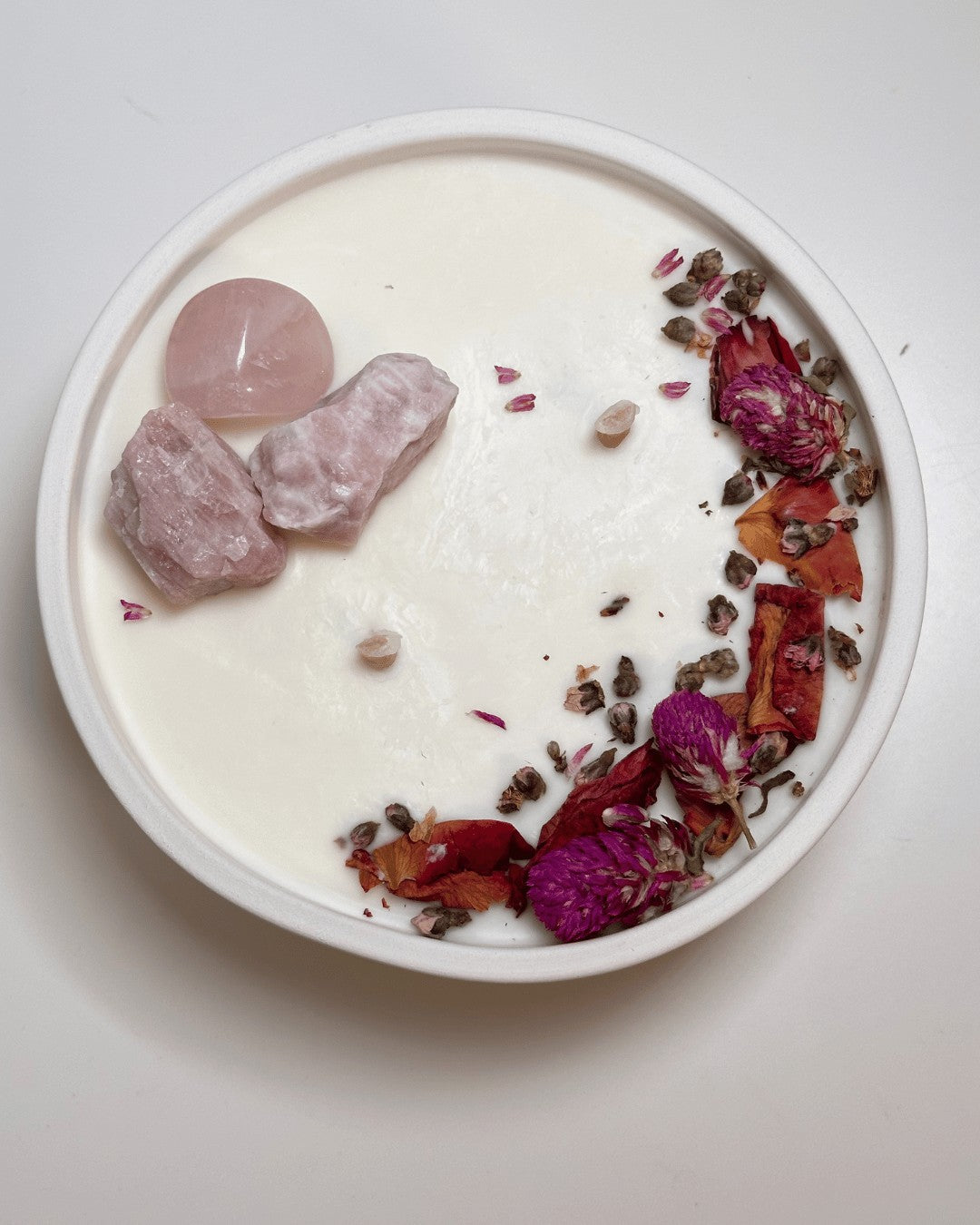 "SPIRIT WAVE" CANDELA DA ESTERNO INFUSA CON CRISTALLO DI QUARZO ROSA - Love&Stones