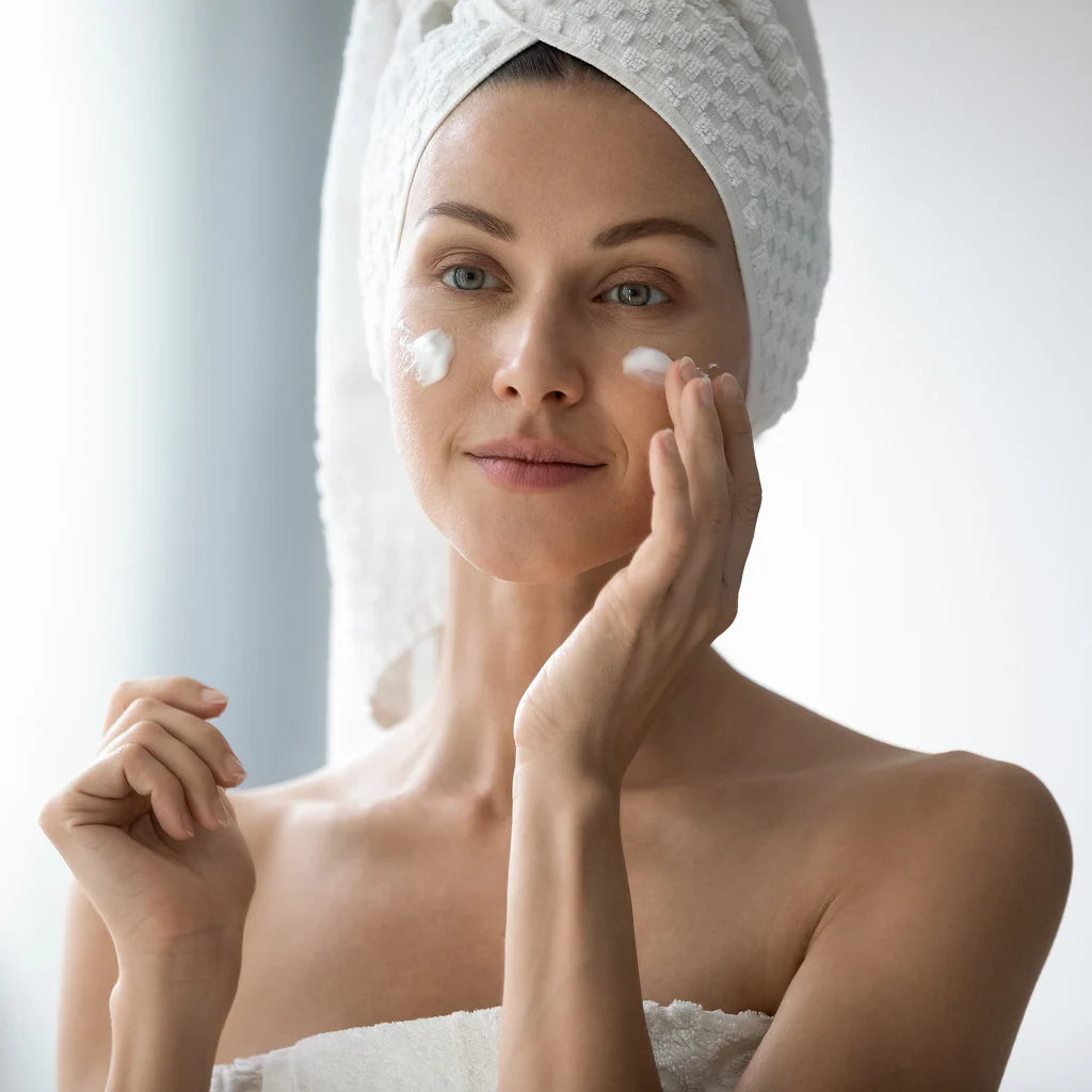 ATENA Crema viso idratante con acido ialuronico, squalene e ceramidi 50ml